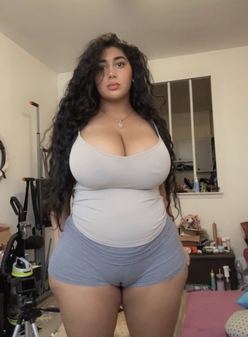 Watch tanvi khaleel🇮🇳's leaked NSFW photo on TwXstars