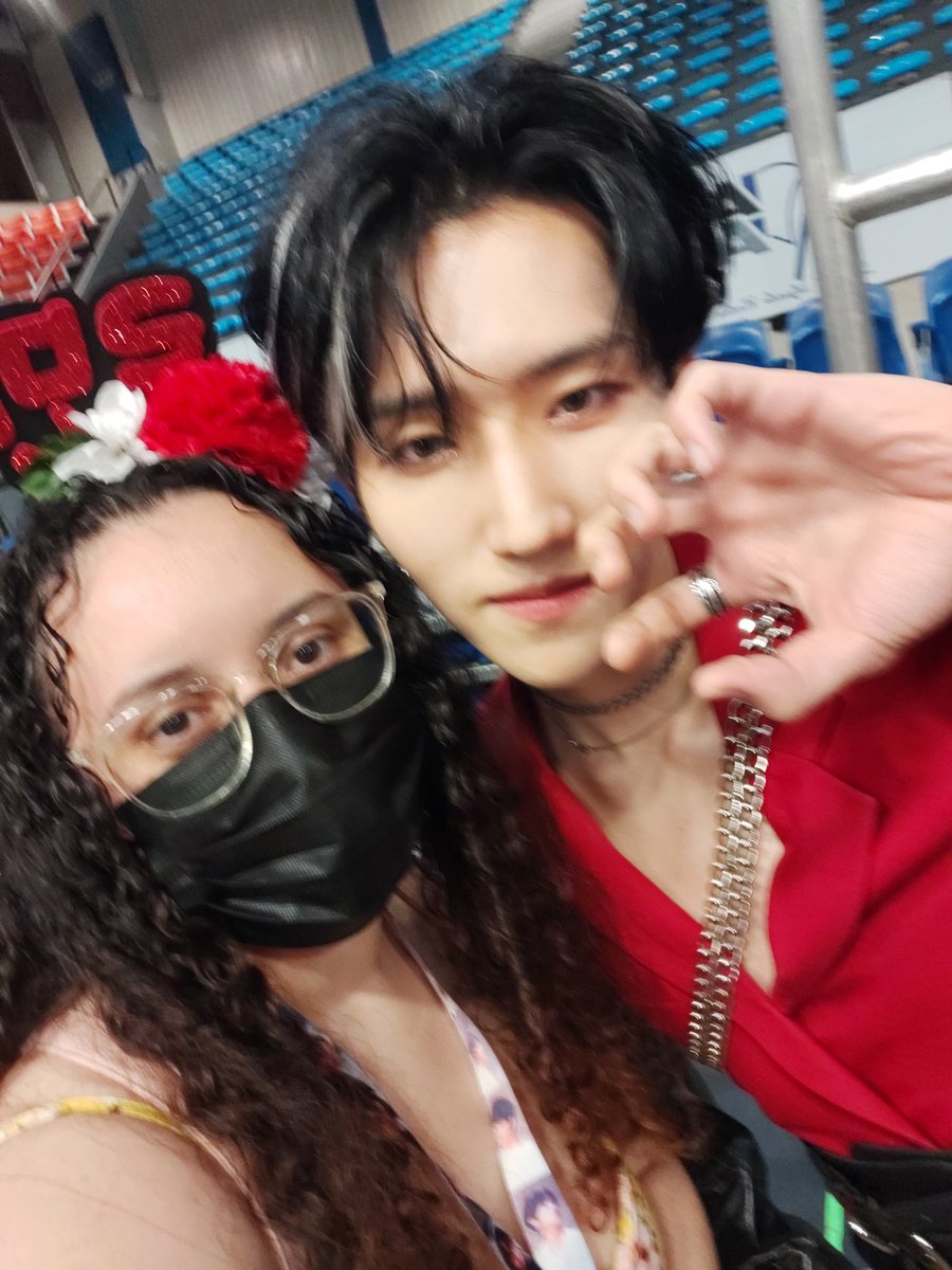 Mots7blackswan's tweet photo. No imaginรฉ vivir รฉsto ๐ฅบ y en lo poco que llevo conociรฉndolos puedo decir que los amoooooo y espero volver a verlos, regresen pronto ๐ต๐ท๐ต๐ท๐ต๐ท que aquรญ los esperaremos @ELASTofficial
#ElastPuertoRico
#ELAST https://t.co/gdk1U4yBYQ