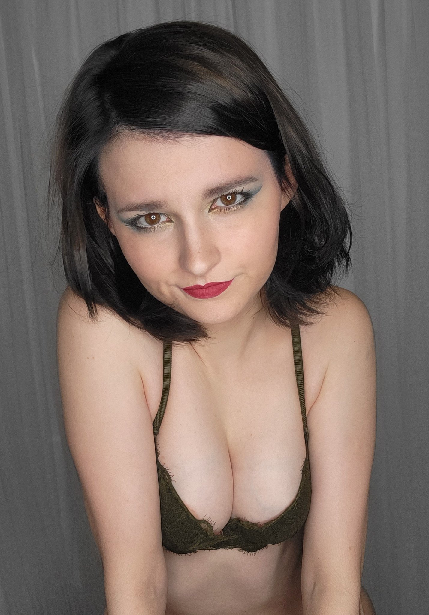 Dahlia Quinn 🌻 Top 5.6 on Twitter "https //t.co/GLfo834mY6" / Twitter