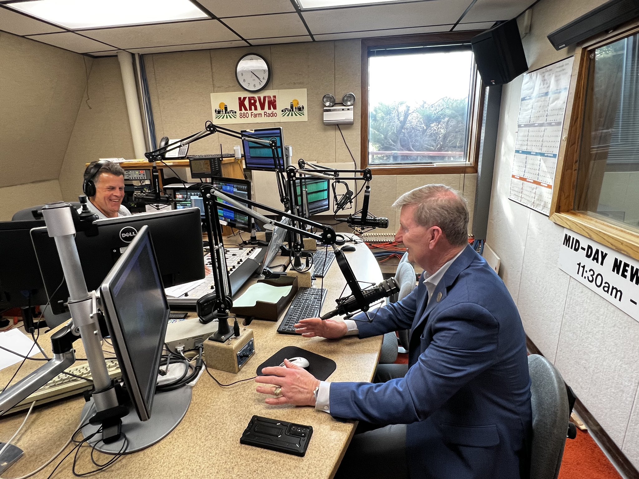 Krvn radio on sale