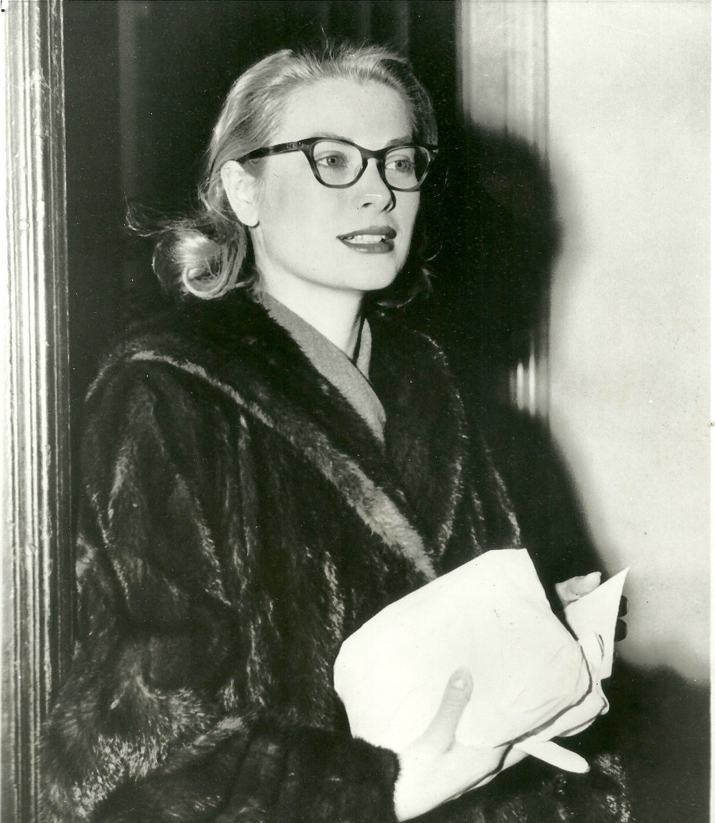 Grace Kelly Archives tweet media