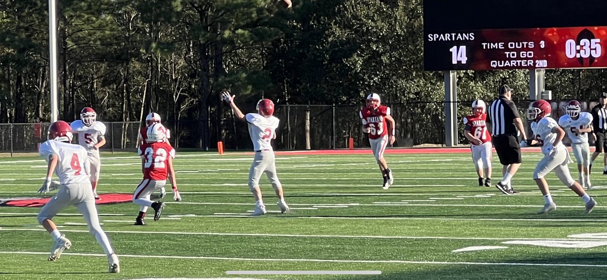 bfinnigan2's tweet photo. 7th grade @SaralandMiddle Football 🏈 Spartans Defeat the UMS-Wright Bulldogs with a solid performance 28 - 6.  Great job👍 Spartans 👏 @AlexGCrane @wamilner @SaralandSchools https://t.co/HPEUcnLG3t