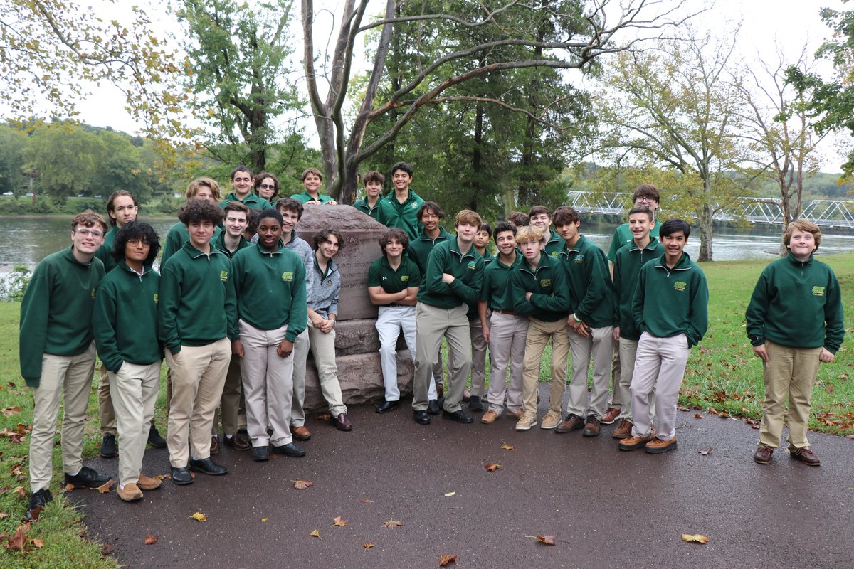 SJRHighSchool's tweet photo. Today our Donnelly Scholars enjoyed a tour of the NJ State House from Assemblyman Jay Webber '90. The group watched today's voting before heading to Washington's Crossing on the Delaware!
#thinkleadserve #virfidelis #schoolspirit #catholicschool @CatholicEdNJ https://t.co/AzAjUcSU4Y