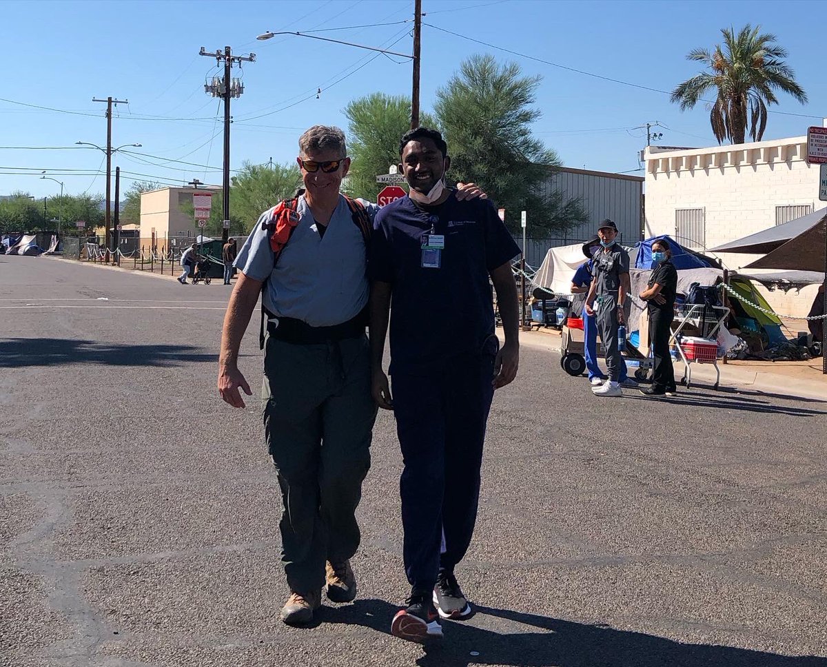StreetMedPhx's tweet photo. Four of our former student leaders + four residents from @banner_health and @valleywise_az came out yesterday for another fantastic #StreetRun!🙌 Thanks to all our awesome #volunteers for the constant #support + enthusiasm. https://t.co/JmO5sZkpLr