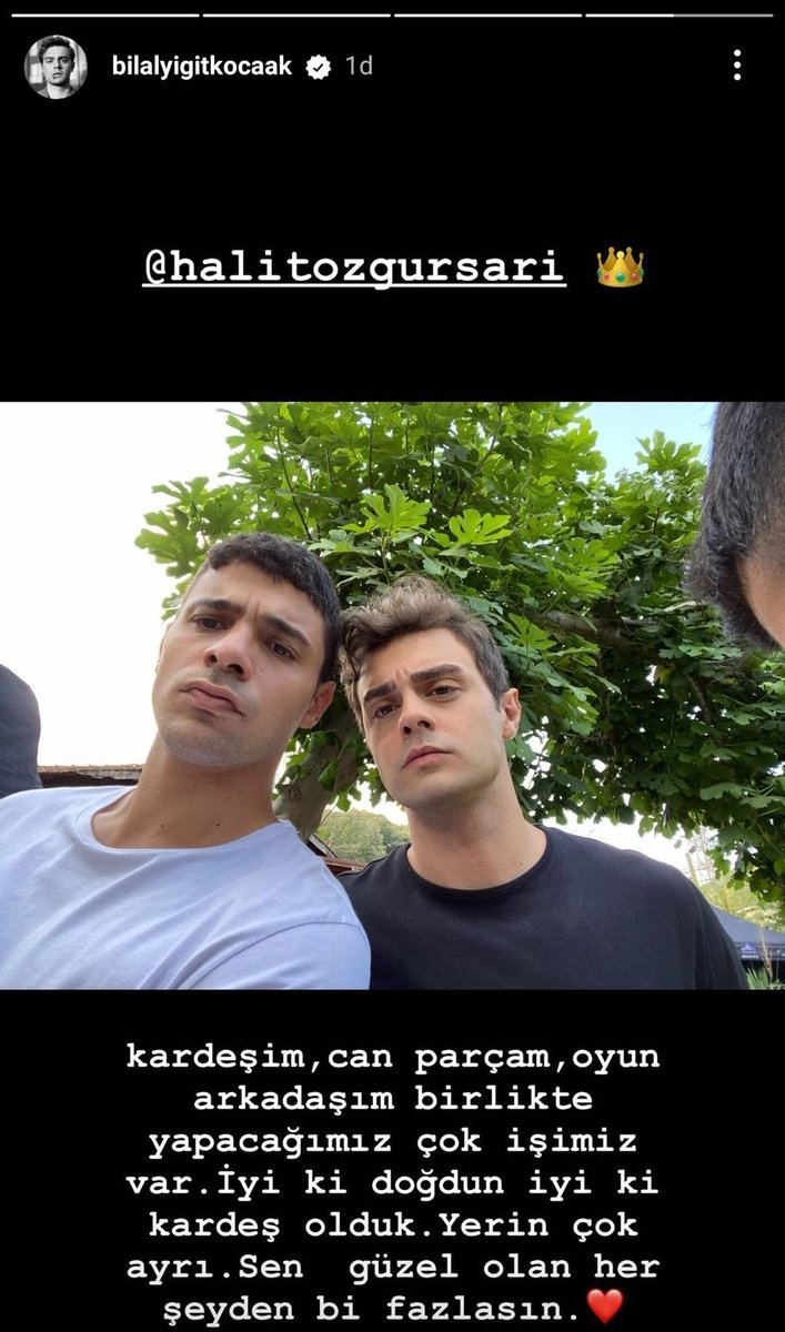 halitsarinews's tweet photo. 🆕 #YiğitKoçak İnstagram hesabı üzerinden bir story paylaşarak #HalitÖzgürSarı ' nın doğumgününü kutladı 🙏🏻♥️ https://t.co/PPnNH5REuM