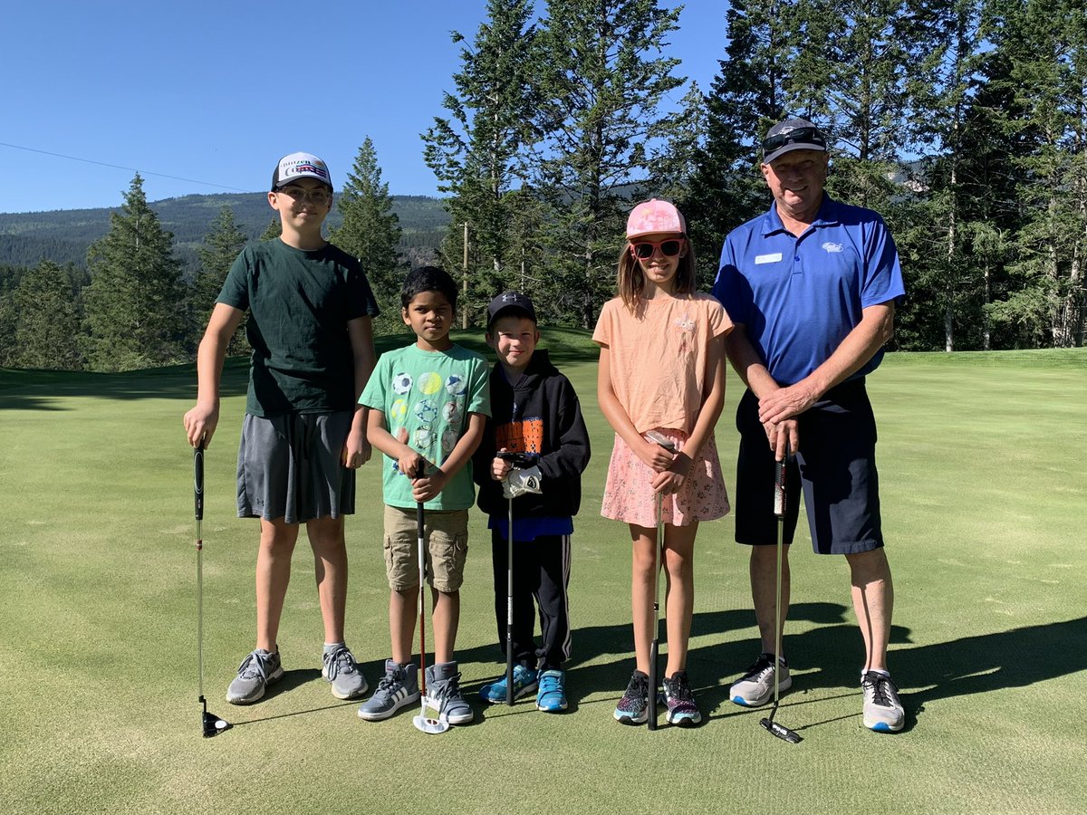 We have the pleasure of congratulating our Head Pro <a href="/jakethegolfer/">Kevin Bennett</a> for winning the #pgaofbc Junior Leader of the Year for the Kootenay Region! What well deserved recognition of your work, growing the game of golf for everyone 😄🏔🤘🏽
