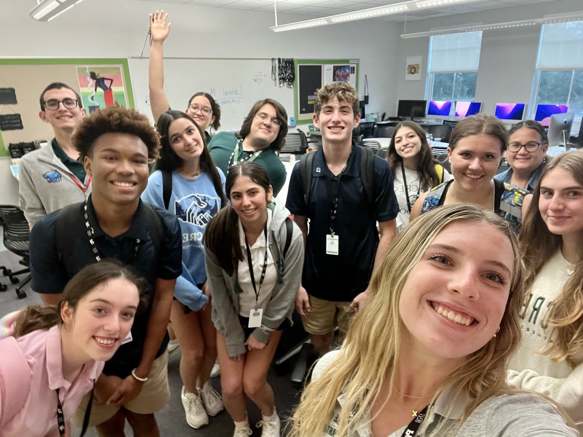 The Crestian at Pine Crest School tweet media