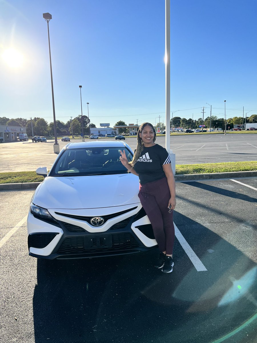 I would like to thank Mrs.Clara Ann for allowing me to assist her with her New ride! It was a pleasure to be able to SERVE YOU here at Serra Toyota of Decatur! Welcome to the family💙! If you or anyone you know is in the market for a New or Gently Loved vehicle please contact me!