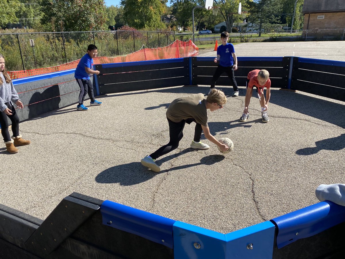 Two things happened today. One, my students earned an extra recess, and two, I played Ga-ga ball for the first time. My students were surprised how long I stayed in. Beginners luck, I’m sure!#bettertogetherD95 #spdragonpride #Sanderstars