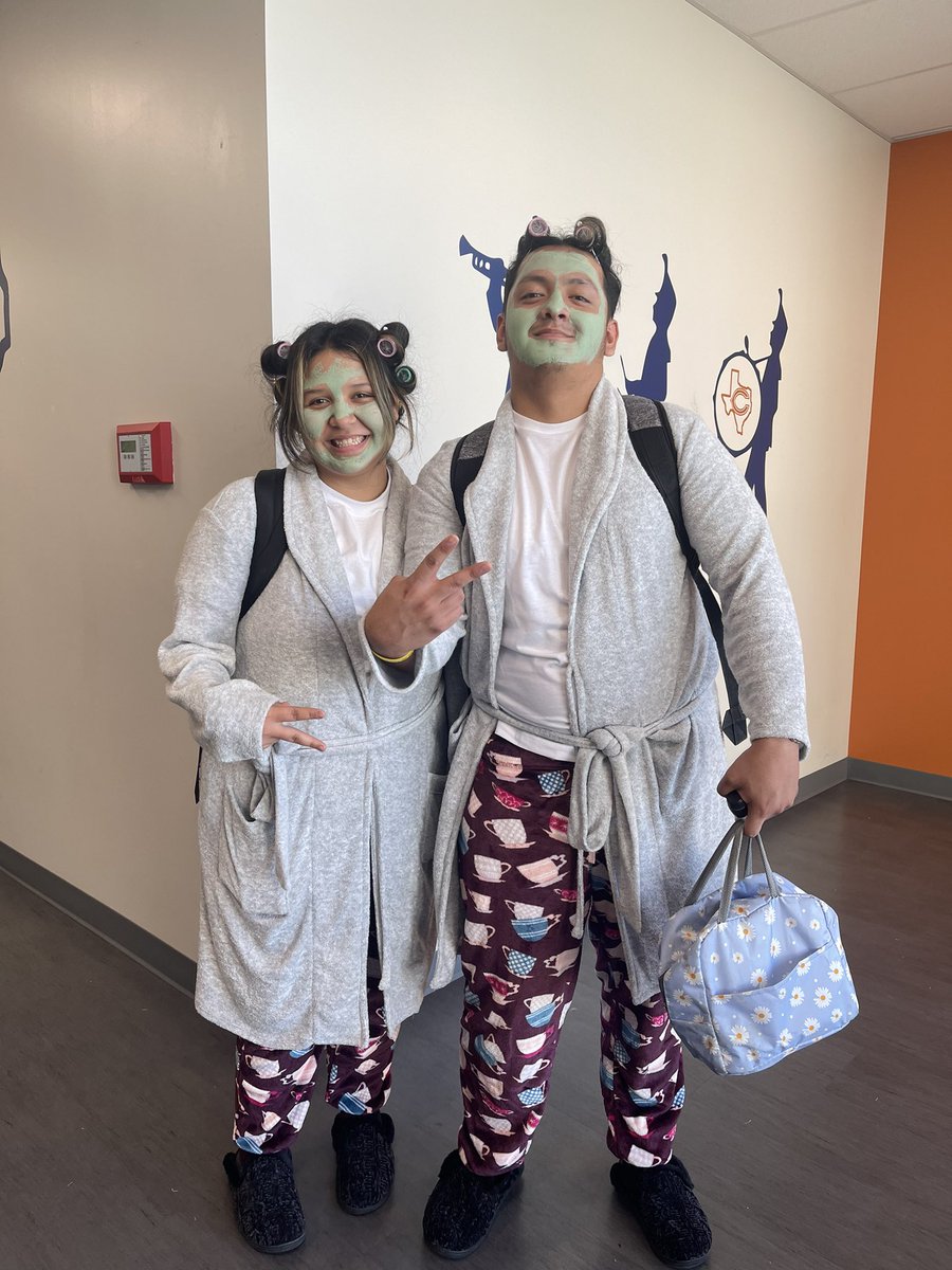 VinningJr's tweet photo. It’s HOMECOMING Week in Hornet county!!! Seniors Luis Ramirez and Kamryn Tena show their Hornet pride on pajama day. #CaldwellHighSchool #CaldwellProud https://t.co/Il7FBnPnIC
