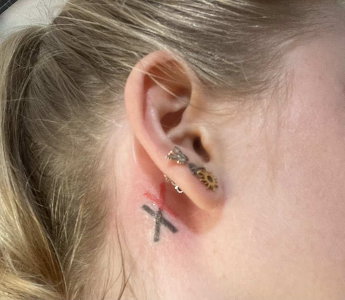 laurenest138's tweet photo. heres the results of my mgk tattoo day π im so in love with all these and i want to thank all of you for making me feel so loved in this family π«Άπ₯Ή @machinegunkelly #mgk #machinegunkelly #WeAreEst https://t.co/rWX43k2Rlp