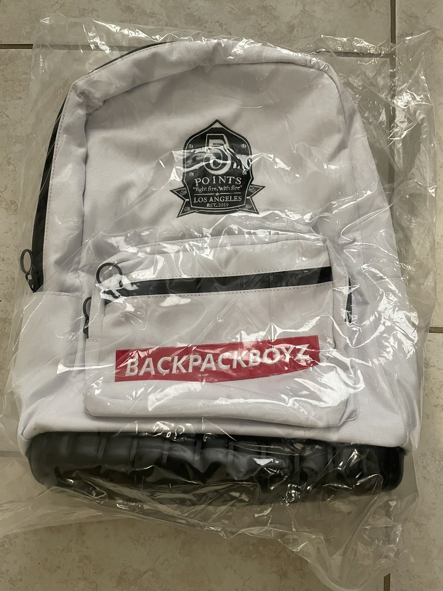 Buckeyes97's tweet photo. Hereโs a sneak peek of one of the items that will be given away during the FREE raffle at the @backpackboyzclb x @theclubfomo event ๐ค๐ป
#BackPackBoyzClub #BPBC #ClubFomo #web3 #NFT #NFTCommunity #cannabis #CannabisCommunity #art #NFTart https://t.co/2CCh0pds6C