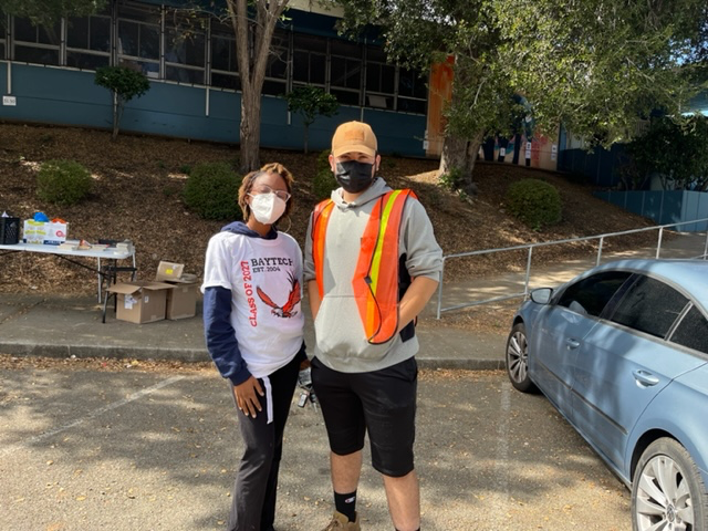 CALcharters's tweet photo. The Oakland public school community came together to support students &amp; families following the 9/28 shooting @ King Estates campus that includes @BayTech_School. Special thanks to @aspireschools Javier Cabra Walteros, Aspire CEO @malabatra, &amp; BayTech Dean of Students Ryan Hughes. https://t.co/q2iq0f3EkY
