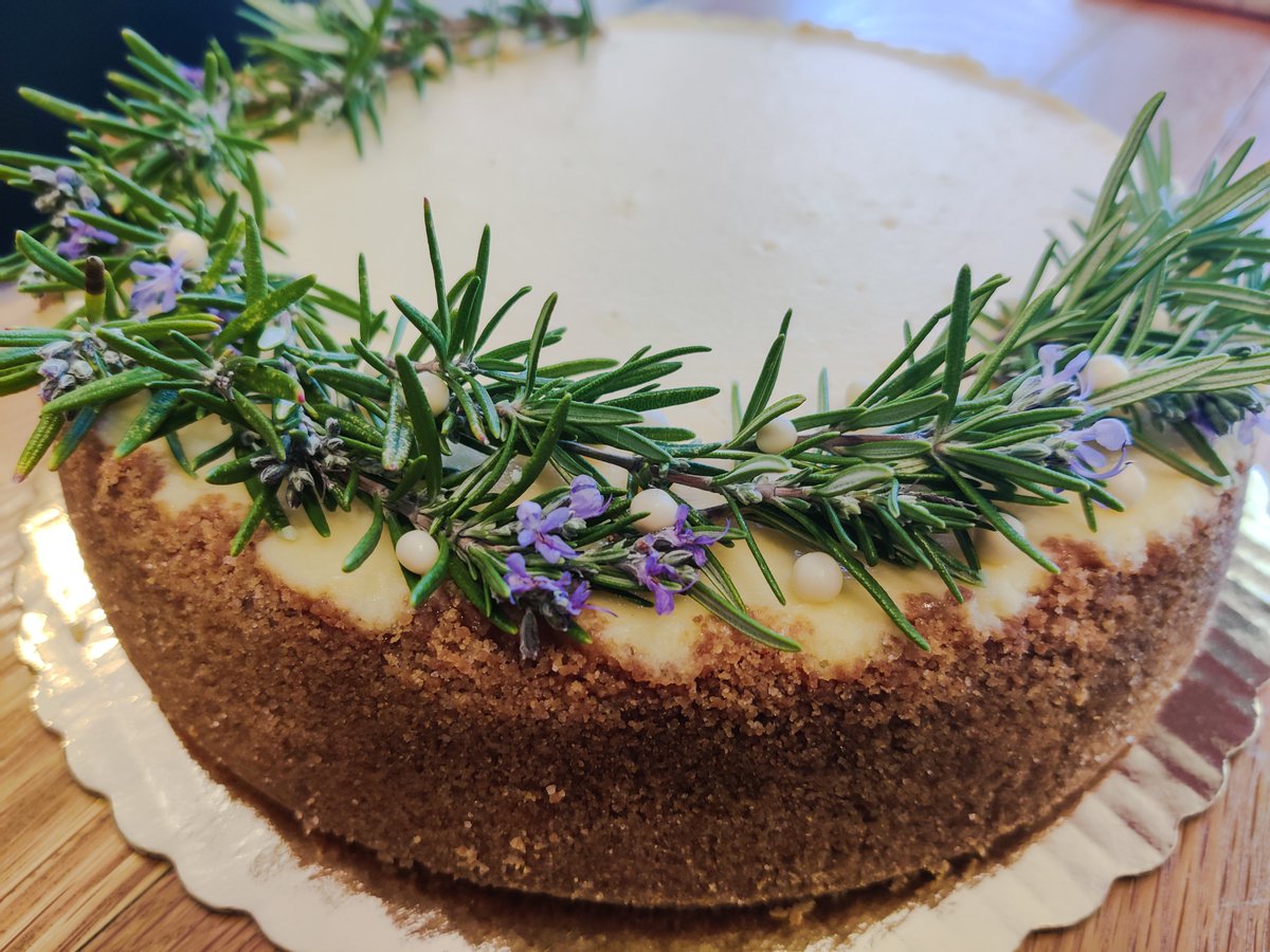 7ate9bakery's tweet photo. Simply stated, custom wedding #cheesecake. We do catering of all kinds! https://t.co/Oj1fvZ88F4
#bostoncatering #bostonblogger #bonappetit #bostonma #edibleboston #bostonfoodies #bostoneats #bestofboston #bostonsbest #Boston #bostonsbestcheesecake #SomervilleMA #7ate9bakery https://t.co/qGEG6pylVn