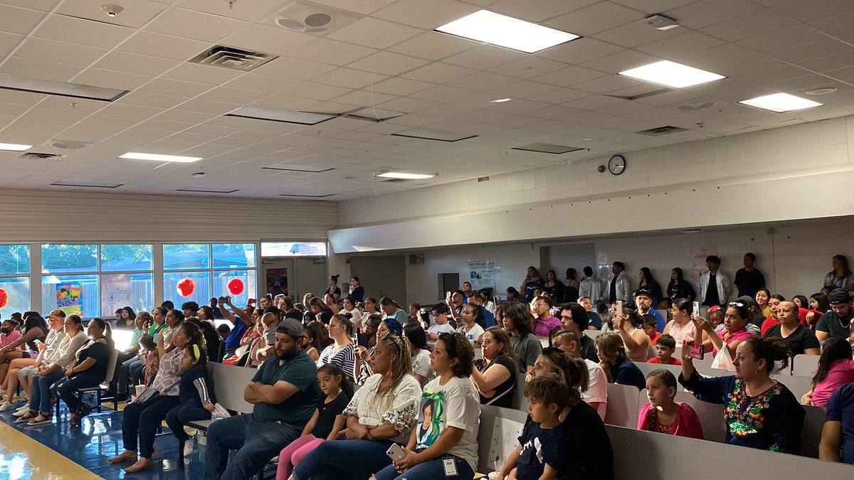 Natali Legeros tweet media