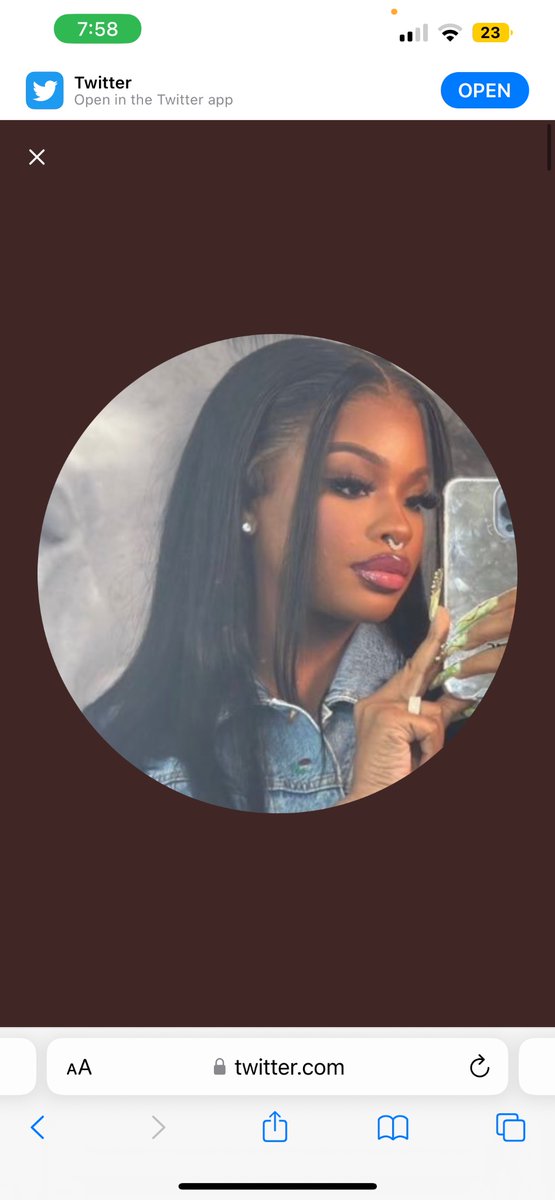 Nicki Minaj changes her Twitter avi to JT…. But Cardi’s the bully right?