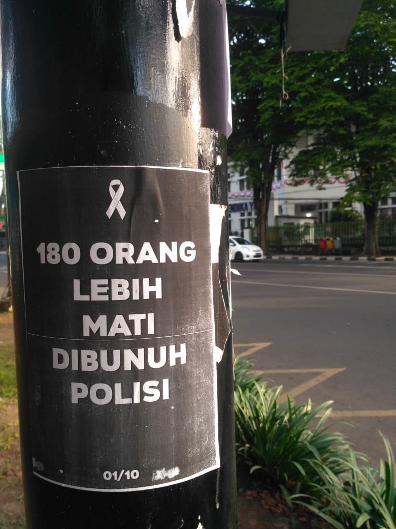 Balvy_Ajah's tweet photo. Dunia terus berputar, dan harta sekedar pinjaman. 

Kita punya teladan dari orang yang sebelum kita. 

Dan kita sendiri akan menjadi pelajaran untuk orang yang setelah kita.

#PresisiPolisiTerburuk https://t.co/NPYBMfxfWB