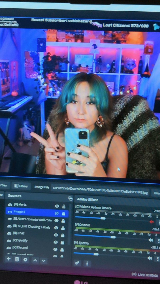 asterislost_'s tweet photo. Ayyyyy, I'm back from break!! Come join the stream<33 
https://t.co/py84oLydPU
#Streamer #twitchstreamer #gaming https://t.co/NOUK12bd3Q