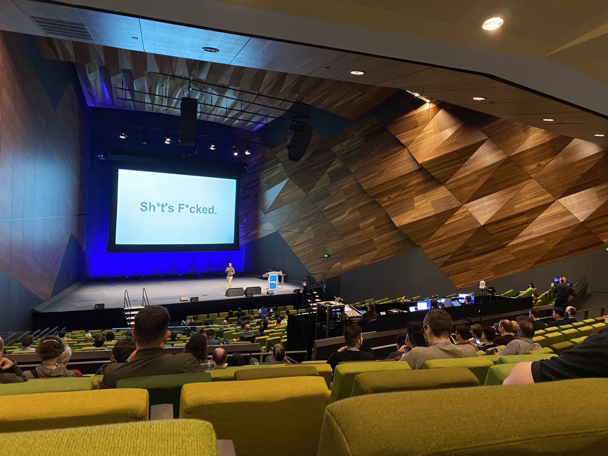 RecogPattern's tweet image. THIS. What an inspiring talk by @WritNelson from @strangescaffold Let’s be the change we want to see in the industry. #migw22