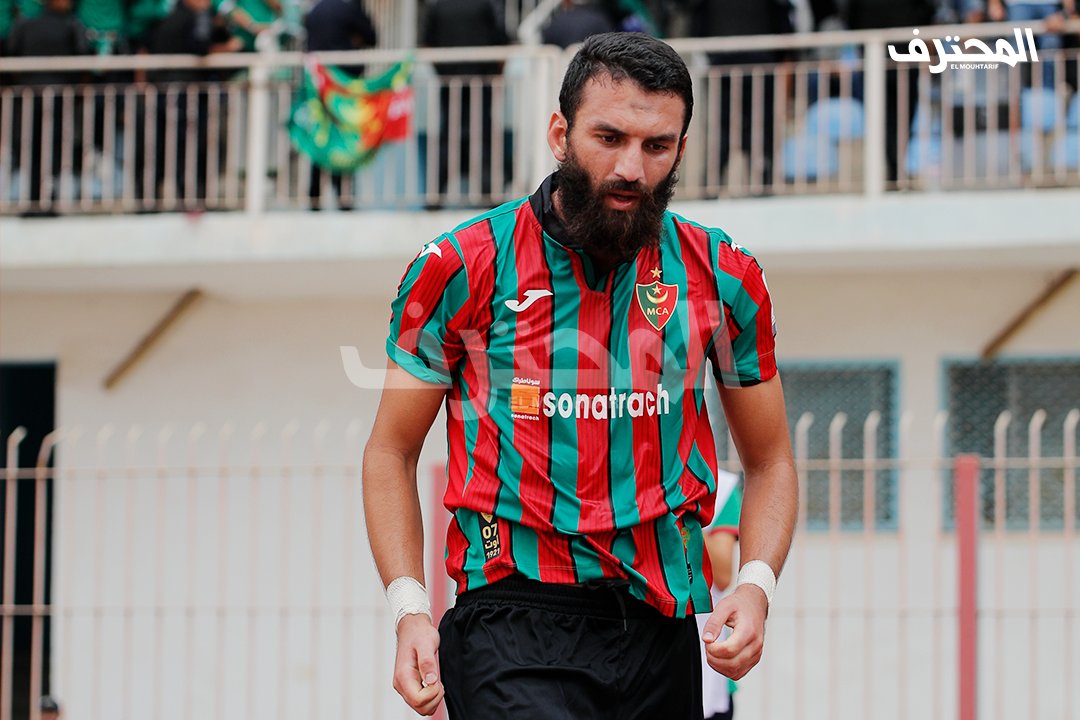 EMouhtarif's tweet photo. 📸 
صور المباراة : 
مولودية الجزائر 2 جمعية الشلف 1 

📸 [ elmouhtarif ] 
#lfp  #ligue1mobilis #mcaaso #mcalger #mca #asochlef https://t.co/SeFxATFXPT