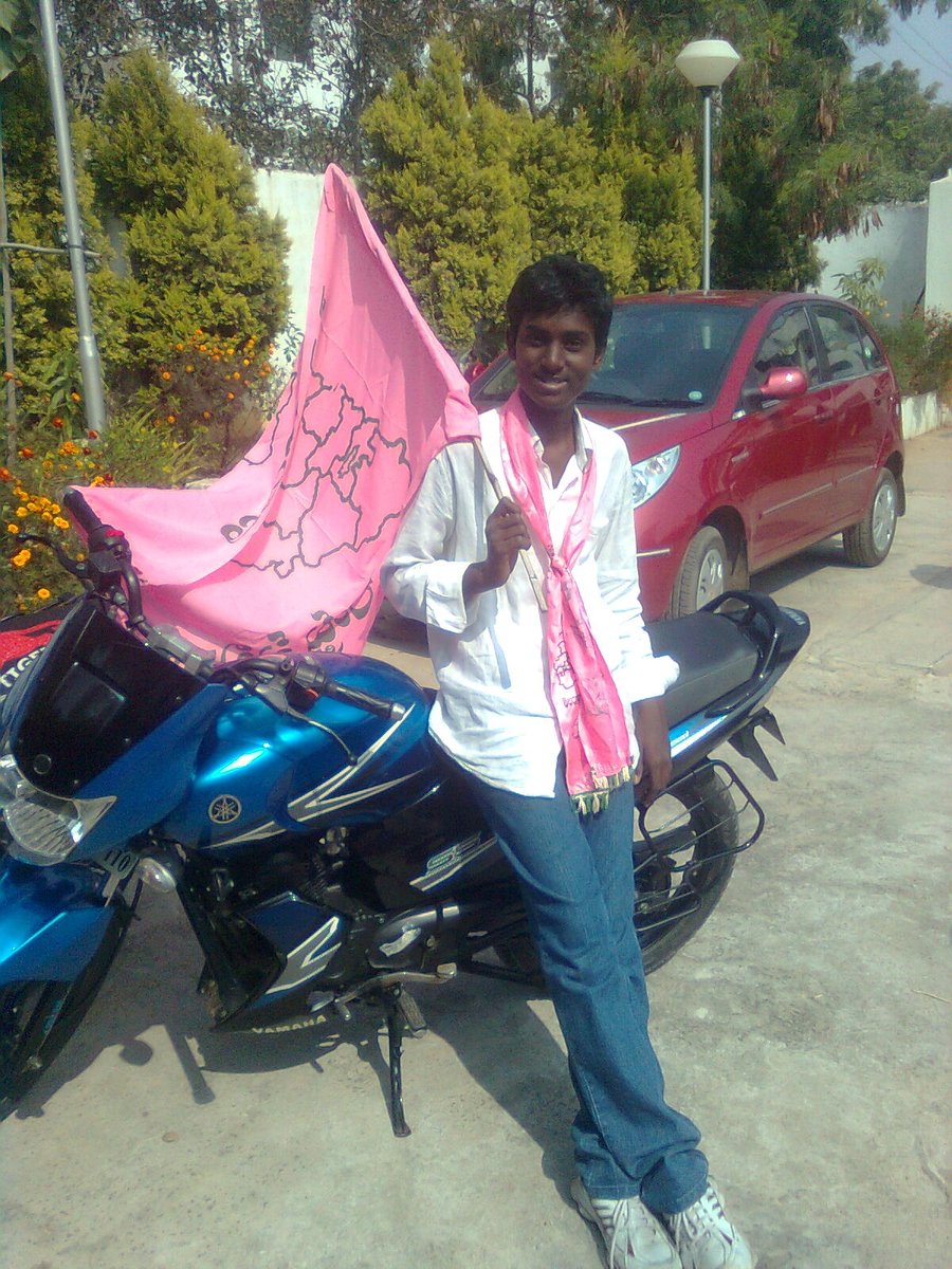 MudduBidda's tweet photo. #ThrowBack_Memories
@MPsantoshtrs @trspartyonline https://t.co/6UYHurLEZz