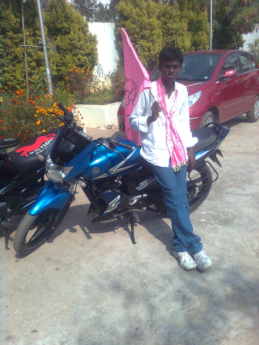 MudduBidda's tweet photo. #ThrowBack_Memories
@MPsantoshtrs @trspartyonline https://t.co/6UYHurLEZz