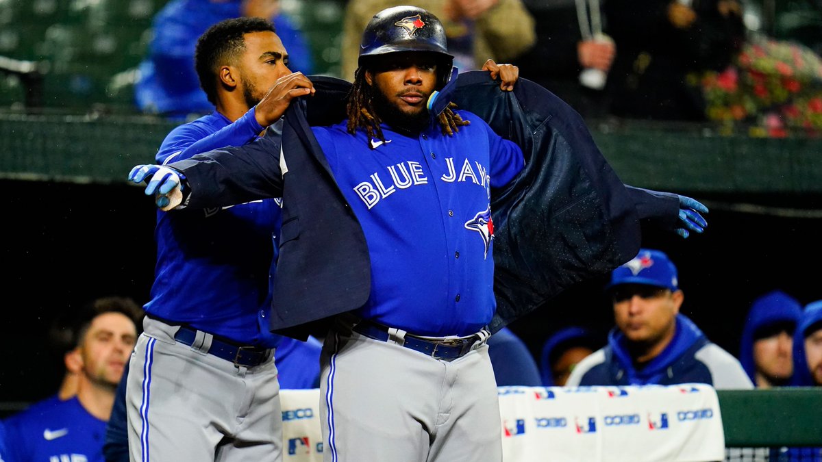 Gotta look fresh. The @BlueJays secure the 1st Wild Card spot, and will host a #postseason game for the first time since 2016.