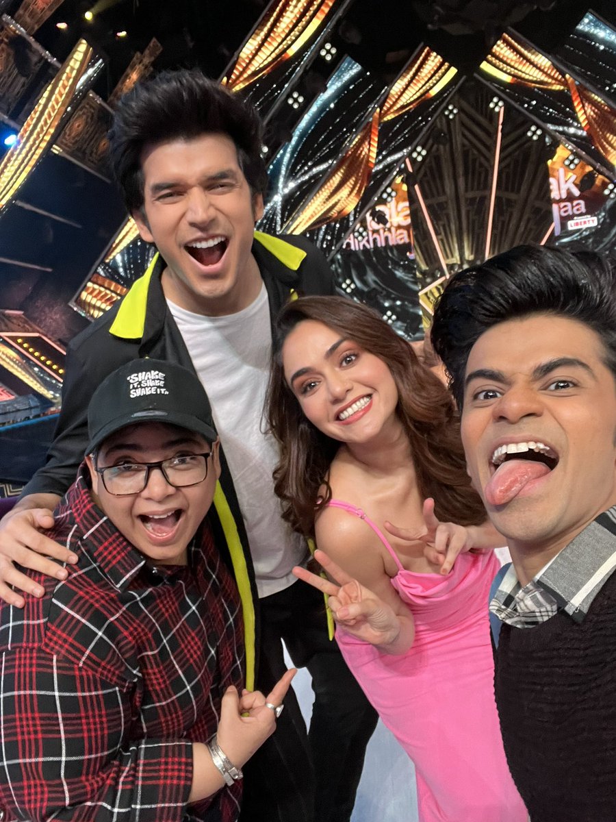 AmrutaOfficialK's tweet image. #onsetfun NOW NOW #DEEPU @paras_kalnawat @utekar_pratik