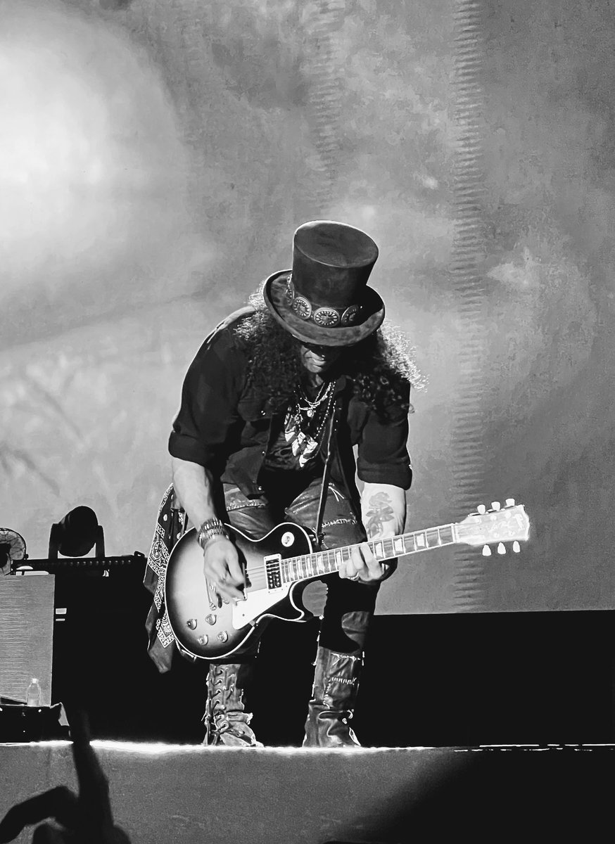 Rainer_OY's tweet photo. @Slash 🤘🎸 https://t.co/uCvLluRqg7