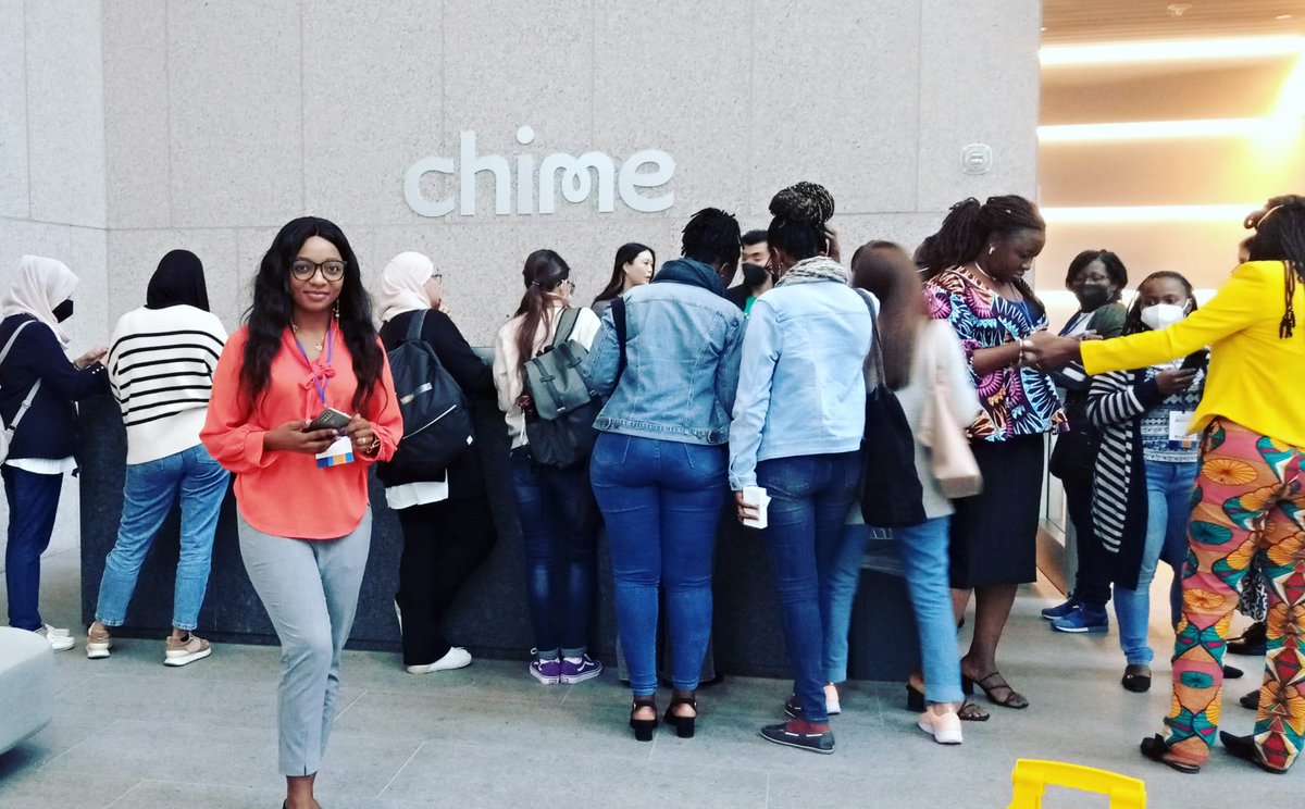TheCameroonianZ's tweet photo. Alima Nzeket est l'une des boursières du programme d'échange @TechWomen.

@AlimaNzeket est ingénieur en informatique et doctorante en intelligence artificielle et cybersécurité à l'Université de Ngaoundéré. 

#TechWomen2022 #Cameroon 🇨🇲
© : @USEmbYaounde https://t.co/p1tRrxwyst