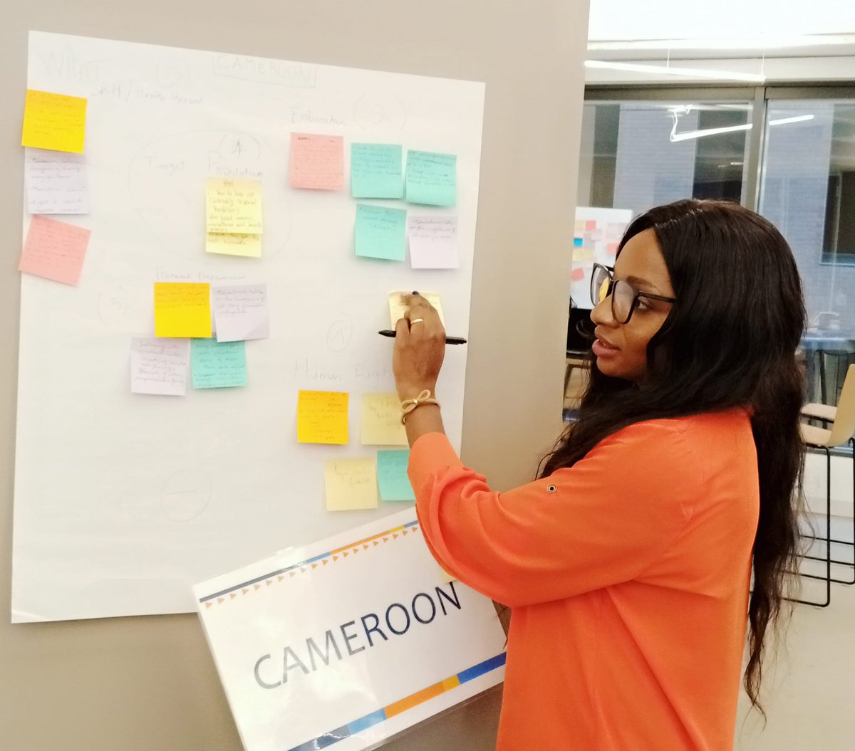 TheCameroonianZ's tweet photo. Alima Nzeket est l'une des boursières du programme d'échange @TechWomen.

@AlimaNzeket est ingénieur en informatique et doctorante en intelligence artificielle et cybersécurité à l'Université de Ngaoundéré. 

#TechWomen2022 #Cameroon 🇨🇲
© : @USEmbYaounde https://t.co/p1tRrxwyst