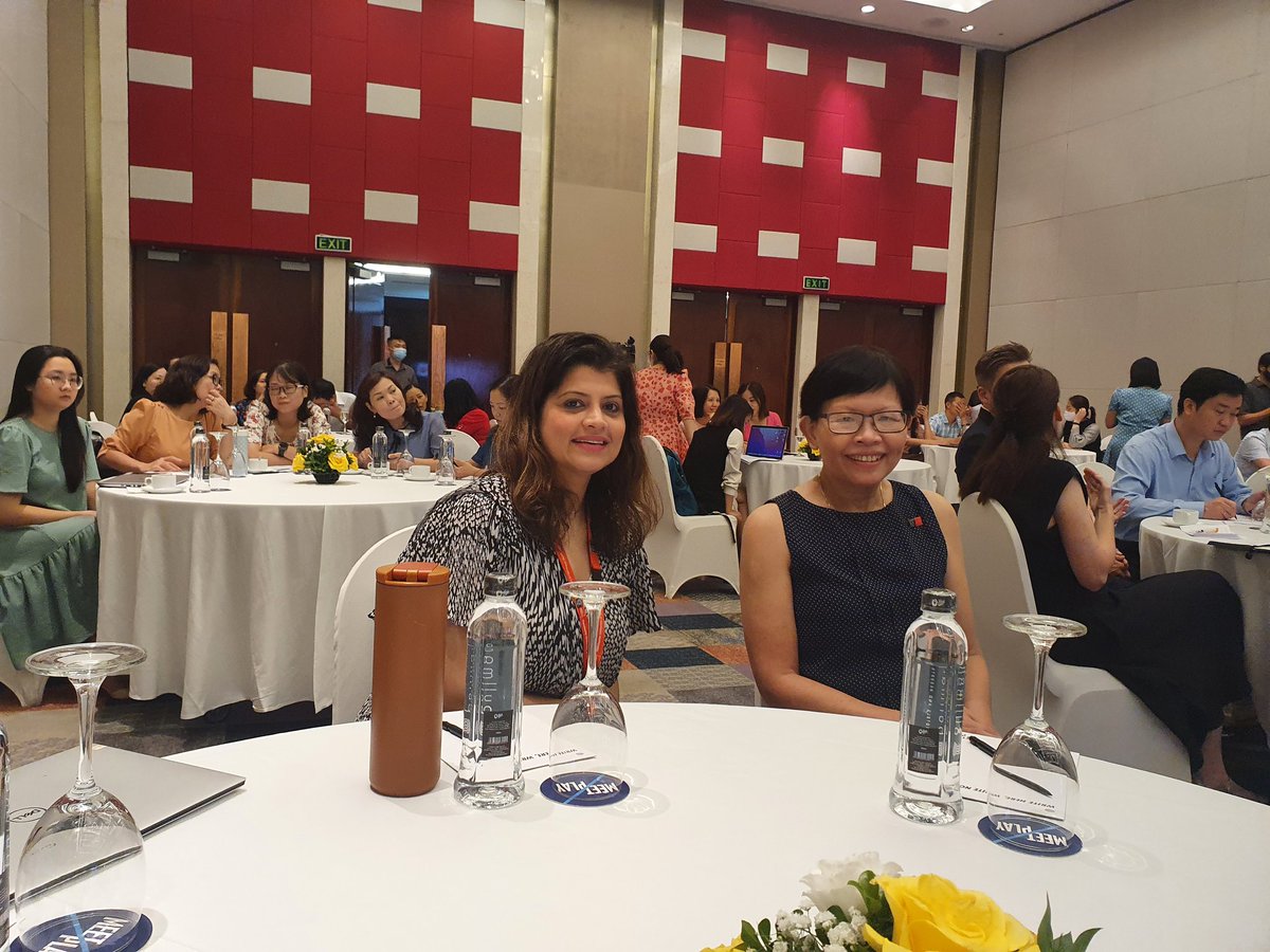 sararamani77's tweet photo. Had a successful STEM teacher PD session over last two days in Hanoi Vietnam! #STEM #Technology #Integration #designthinking #MOET #DOET #research #austrade @SwinEDUCATION @SwinHASS Looking forward to teachers' implementation of STEM in their high school classrooms. https://t.co/v1MkNN29GL