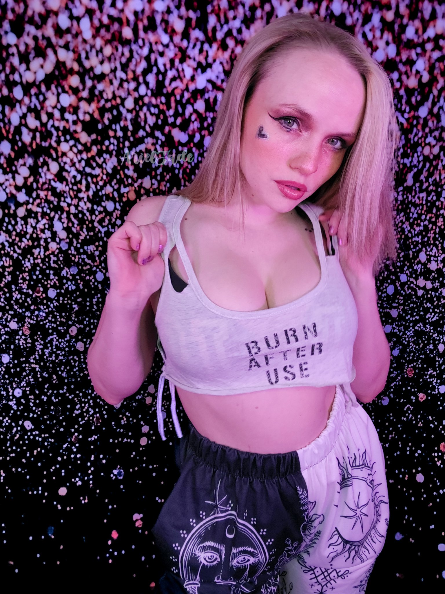 ArielJade® on Twitter "🖤⛓️ Burn After Use ⛓️🖤 https//t.co/8aXCYVHcjj