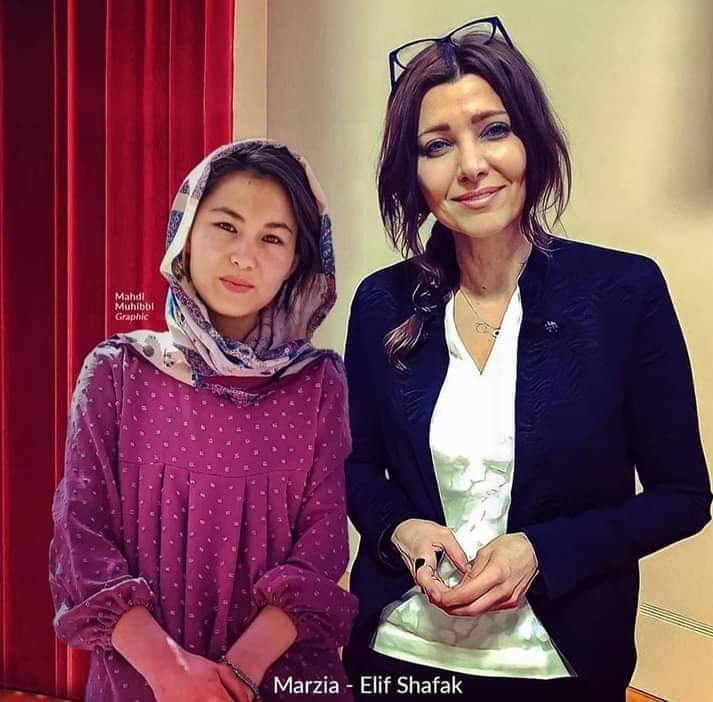 akram_rasa's tweet photo. دوست داشت اِلیف را ببیند و همراهش از کتاب‌هایش قصه کند. از کتاب‌های که خوانده بود؛ از ملت عشق، از حرامزده استانبولی، از شمس پاره، از بعد از عشق، از سه دختر هوا و از ده دقیقه و ۳۸ ثانیه؛ اما نشد. چون "هزاره" بود!

#StopHazaraGenocide https://t.co/4KnUGKcNvb