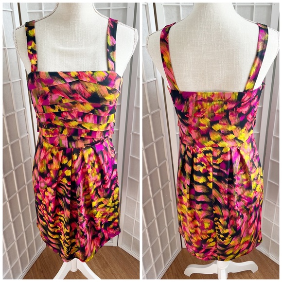 letha_s's tweet photo. So good I had to share! Check out all the items I'm loving on @Poshmarkapp from @kdaisycloset910 #poshmark #fashion #style #shopmycloset #vintage #tommyhilfiger #bariii: https://t.co/gpQz6hTJFm https://t.co/nmwJlwT4Gu