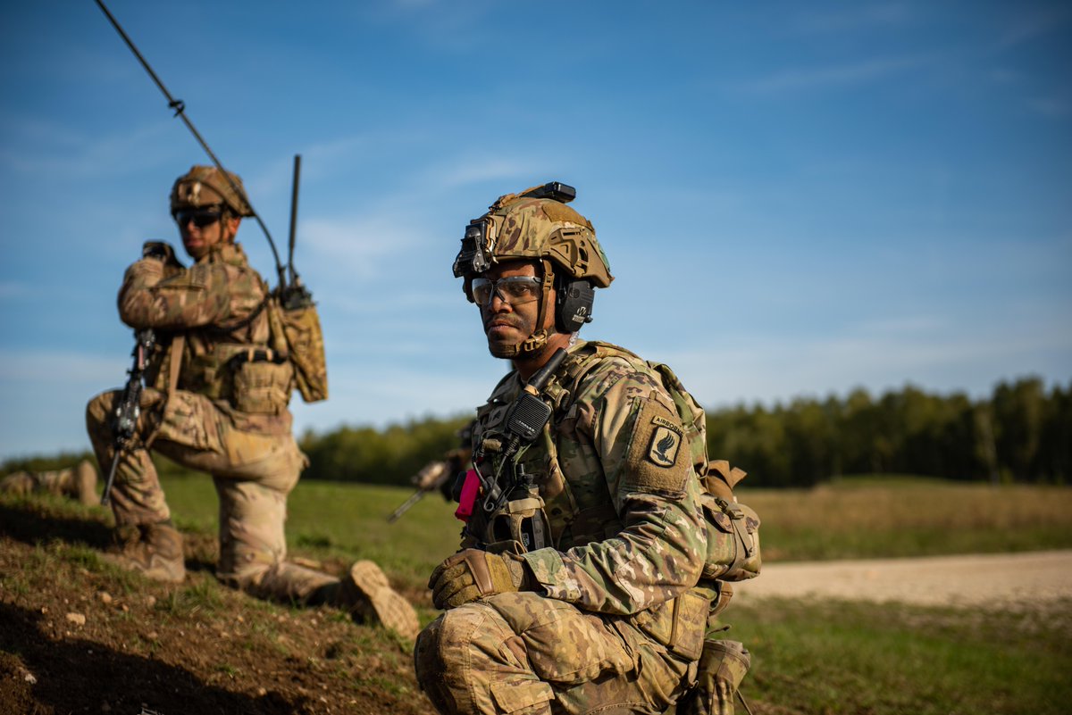 SETAF_Africa's tweet photo. #TrainingTuesday @173rdAbnBde during a combined arms live fire exercise at the Grafenwoehr Training Area! #CALFEX
@7thATC | @USArmyEURAF
📸 by Sgt. Luke Michalski, @usarmy https://t.co/XGpZw7S50r