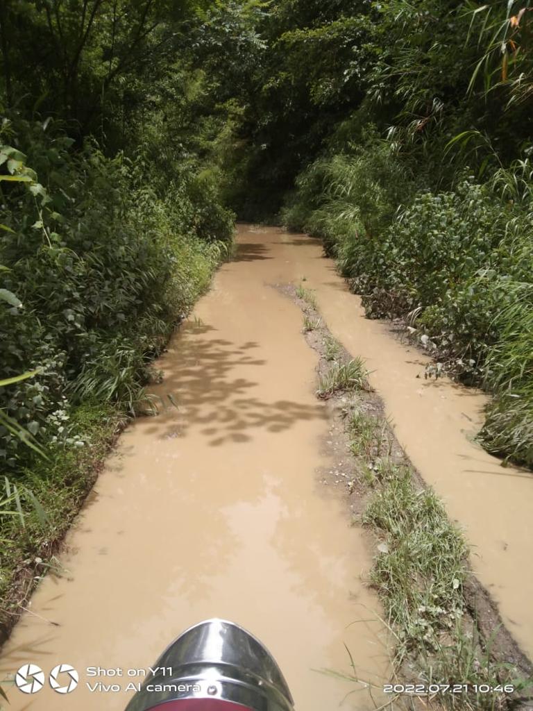 Lemchay2's tweet photo. PMGSY Road to Thanamir (Apple Village)

Why is PMGSY a fail Project?

@NITIAayog @PMOIndia @CmoNagaland @KirenRijiju https://t.co/zILPeH2bf8