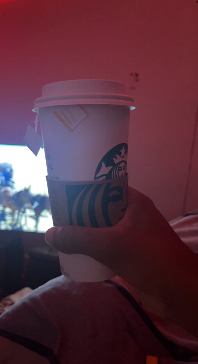 michael3kkk's tweet photo. unpopular opinion, tea slaps especially honey citrus mint tea with liquid cane syrup… i put you on😤 https://t.co/1m83kCJfzW