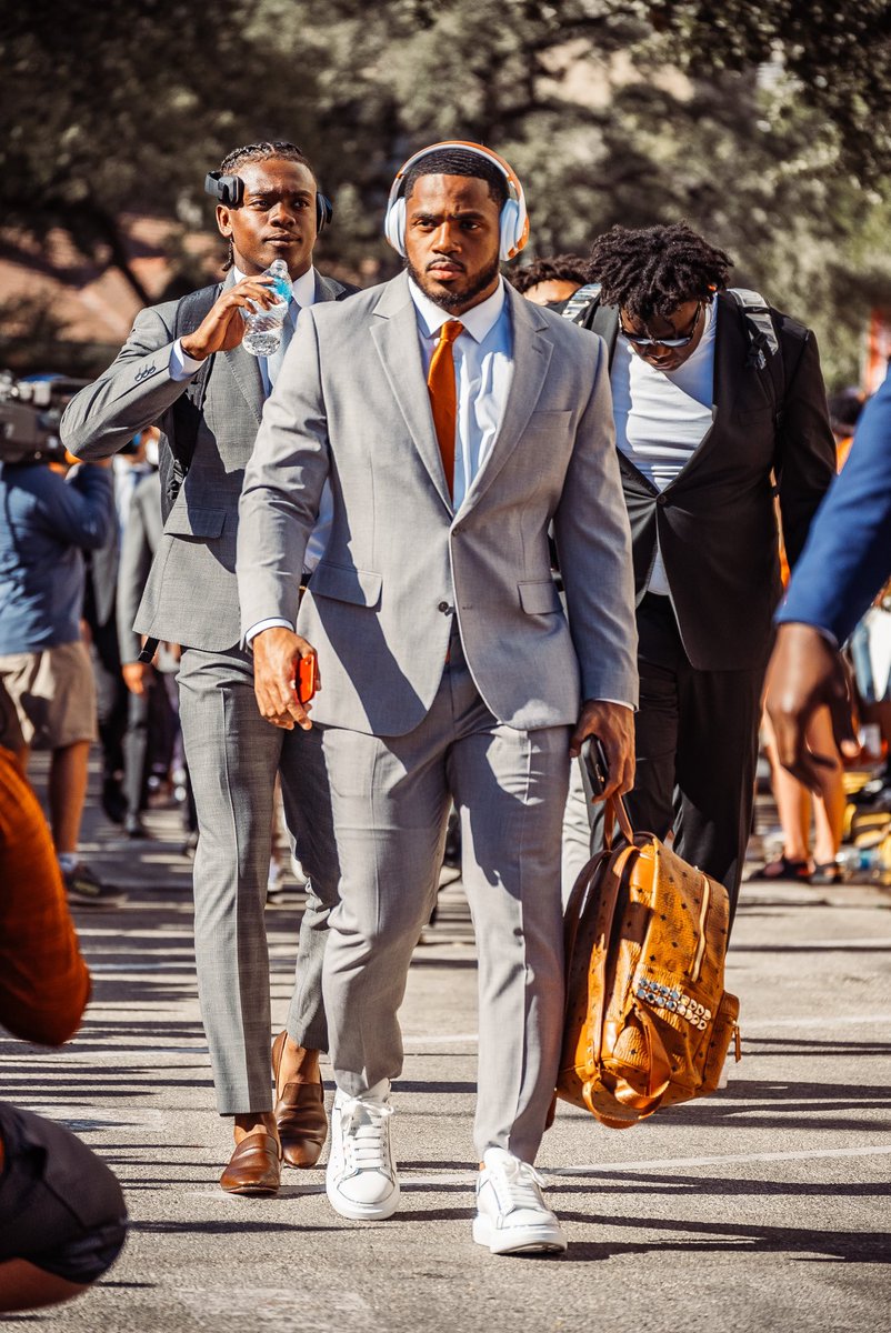 TuckerDorsey_'s tweet photo. new kid on da blvd 🤘🏾🤘🏾 https://t.co/Vf4xeBqg3z