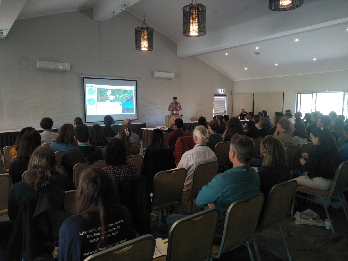Emma Asbridge (@emmaasbridge) on Twitter photo Carbon accretion rate higher in sheltered estuaries compared to open coasts. Mangroves surviving in 200x more toxic muds! Go mangroves!
#AMSN2022
Great talk about magnificent mangroves by <a href="/PWaryszak/">Dr Pawel Waryszak 🇵🇱➡️🇦🇺 + ♥️🇺🇦</a> Carbon accretion rate higher in sheltered estuaries compared to open coasts. Mangroves surviving in 200x more toxic muds! Go mangroves!
#AMSN2022
Great talk about magnificent mangroves by <a href="/PWaryszak/">Dr Pawel Waryszak 🇵🇱➡️🇦🇺 + ♥️🇺🇦</a>