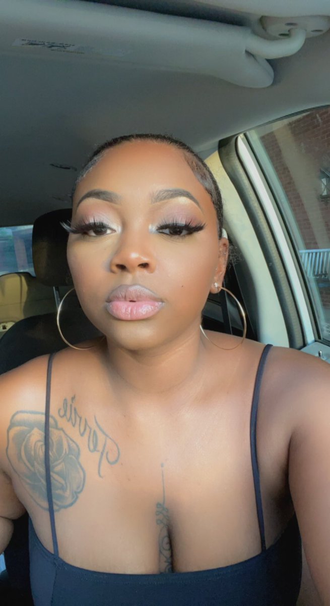 tyshunnn_'s tweet photo. Big ol head, pretty face 😅😍 https://t.co/aNHqRJOp89