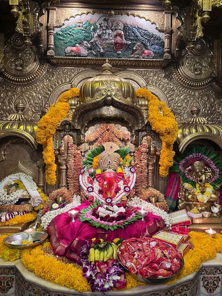 SVTMumbai's tweet photo. 🙏 गणपती  बाप्पा मोरया 🌺मंगलमूर्ती मोरया 🙏०४/१०/२०२२
🙏Ganapati Bappa Moraya 🌺 Mangalmurti Moraya  🙏04/10/2022 https://t.co/fNuS0ib8yK