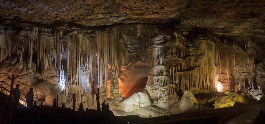 travsimHQ's tweet photo. Top 5 best USA caves to visit in 2022 https://t.co/DMoRJygRdj

#usacaves #travSIM #caves https://t.co/3fUvFlEMj7