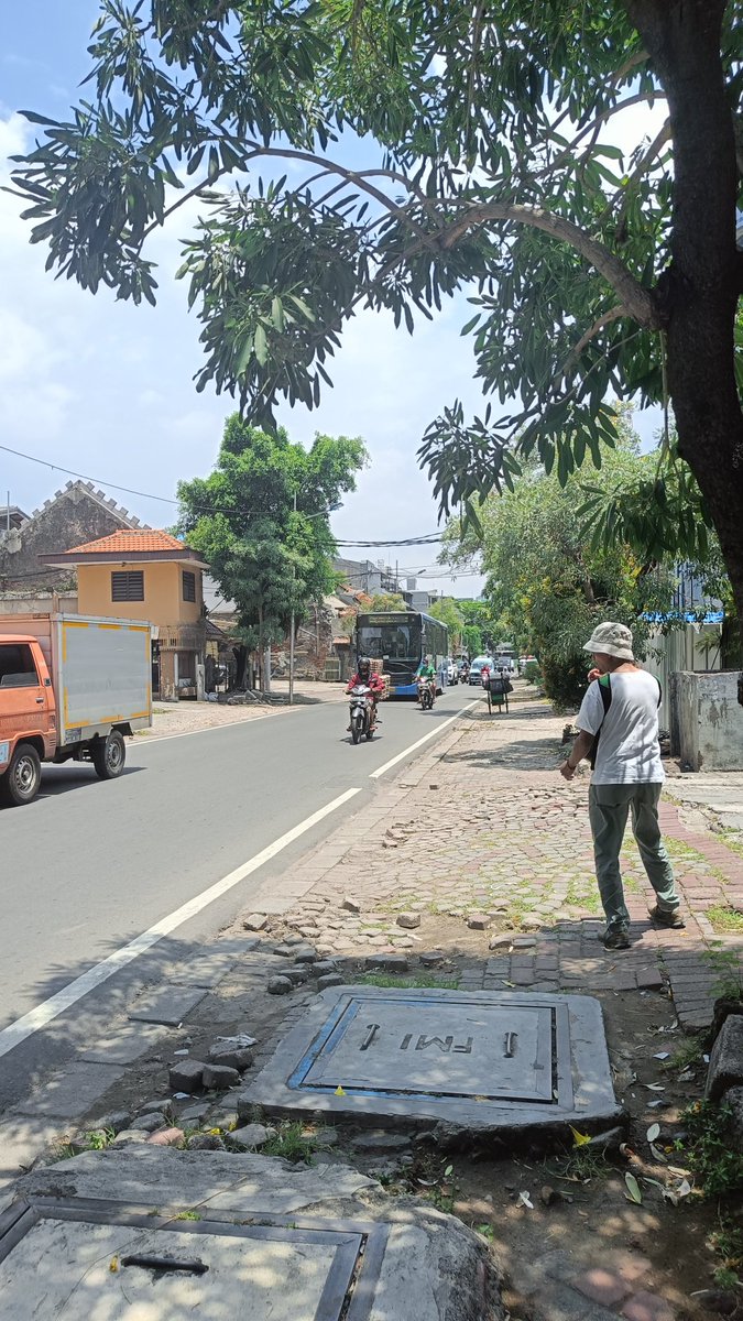 wiskobam's tweet photo. Cek rute utk trip 282 tahun peristiwa Chinese moord tahun 1740. Ayo tgl 9 Oktober yg mau ikutan segera daftar https://t.co/mK33xbJutI