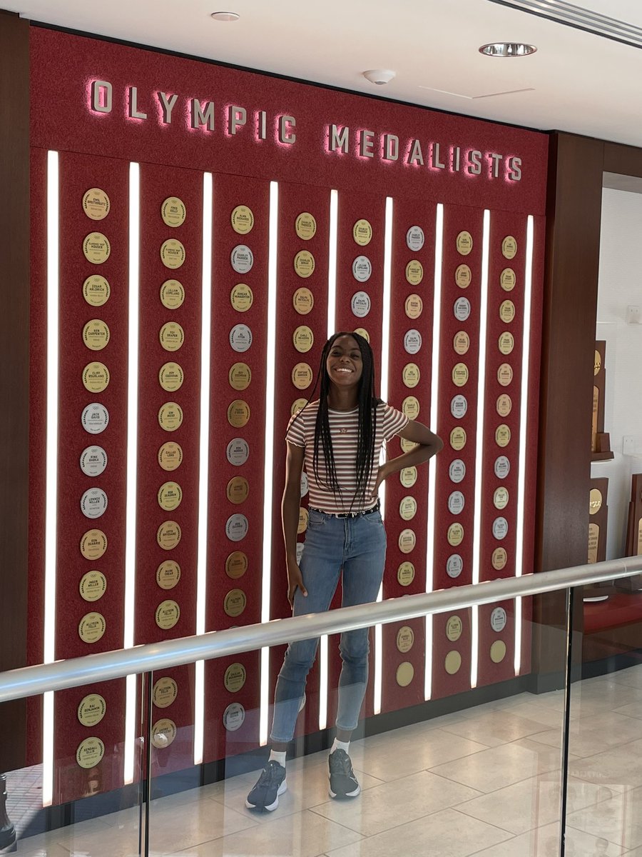 msjumphries's tweet image. Had a great unofficial visit with Coach Price at USC. I appreciate him taking the time to show me around. Also thank you to Coach Watts, Coach Hayes, Coach Harris, Michael Norman and Rai Benjamin. It was inspiring meeting the athletes and checking out some of the practice!!