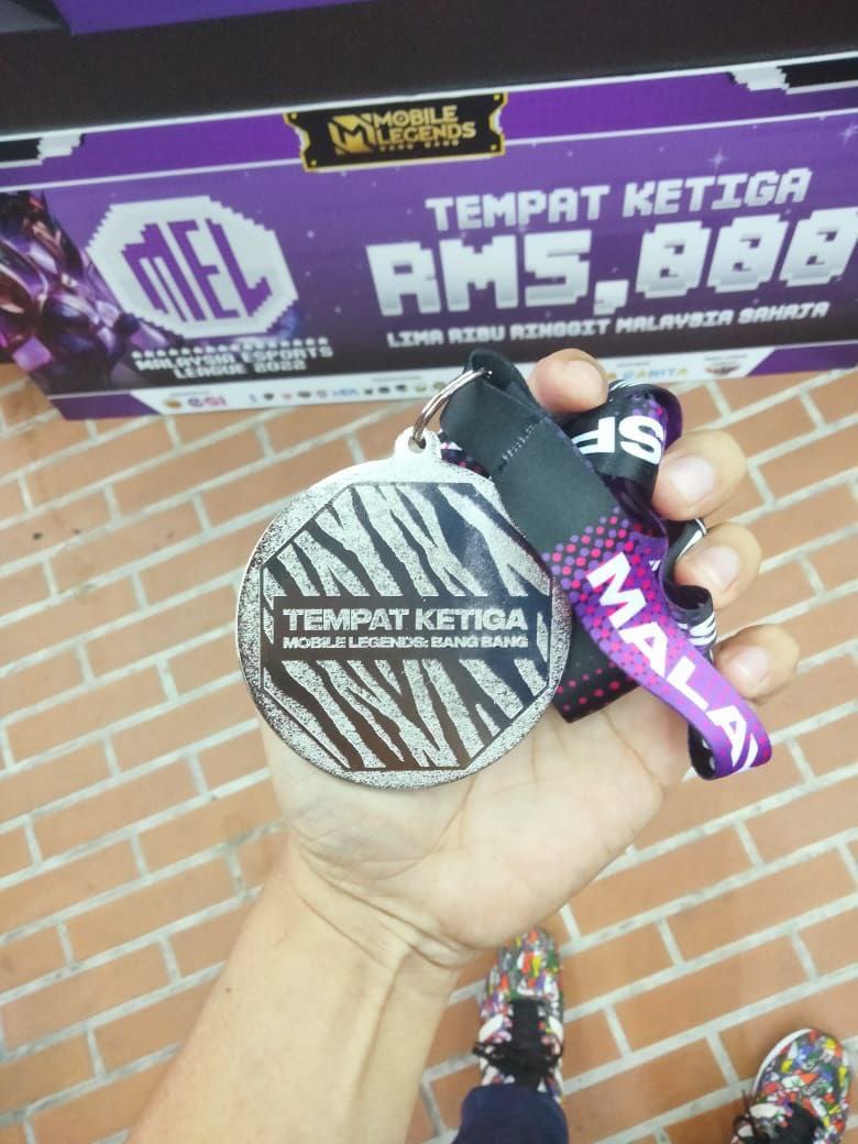 MarcoLoges's tweet photo. Malaysian Esports League MLBB, National Level, Third Placing Representing Perlis ✅

Next stop Hari Sukan Negara 
(5-8 October)Representing Perlis !!! 
Wish me luck guys !!! 🙌🏻❤️😌 https://t.co/3bsQrYhLkx