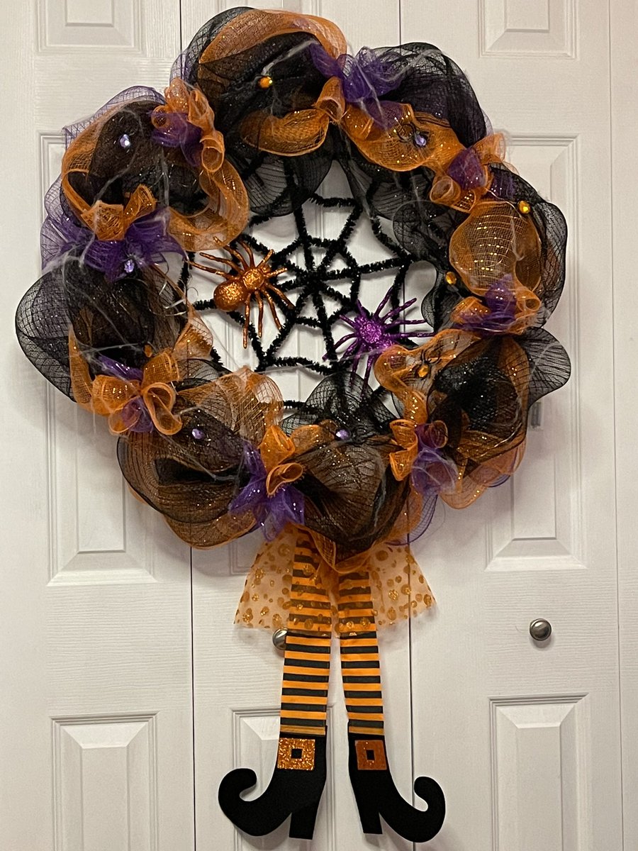 RKrepakevich's tweet photo. #craftastic #Halloween2022 https://t.co/dXwapJ1QPm