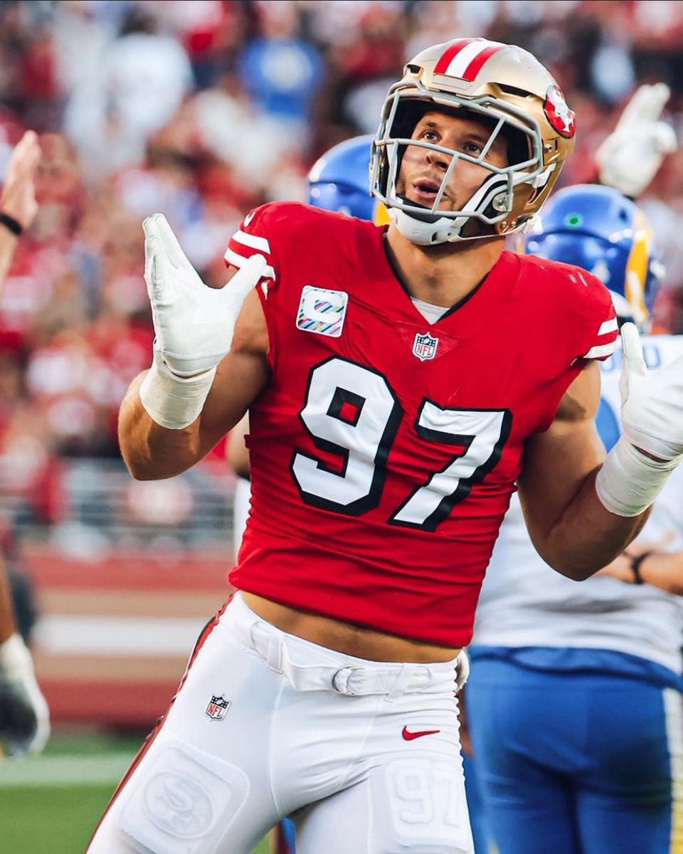 OurSf49ers's tweet photo. #49ers Nick Bosa leads the NFL in sacks with 6 😤 https://t.co/exyLhDPZMd
