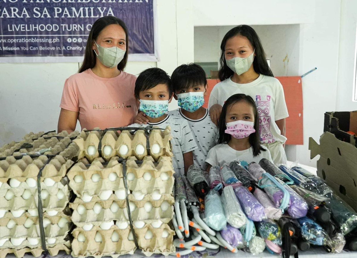 obphil's tweet photo. By God’s grace and your generous support, we will continue to live out our mission of transforming lives, one family and one community at a time.
#OperationBlessingPh #MissionYouCanBelieveIn #CommunityOfHope #LivelihoodProject https://t.co/phiFE13DkV