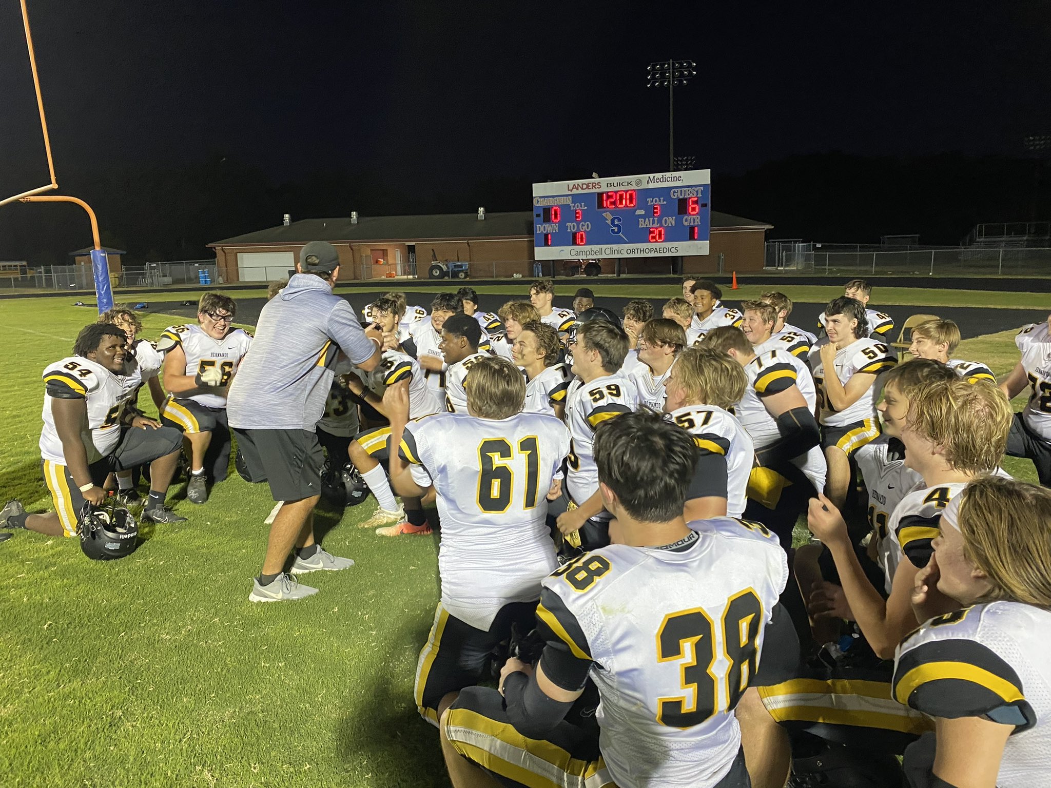 Brooks Lott (CoachBLott) / Twitter